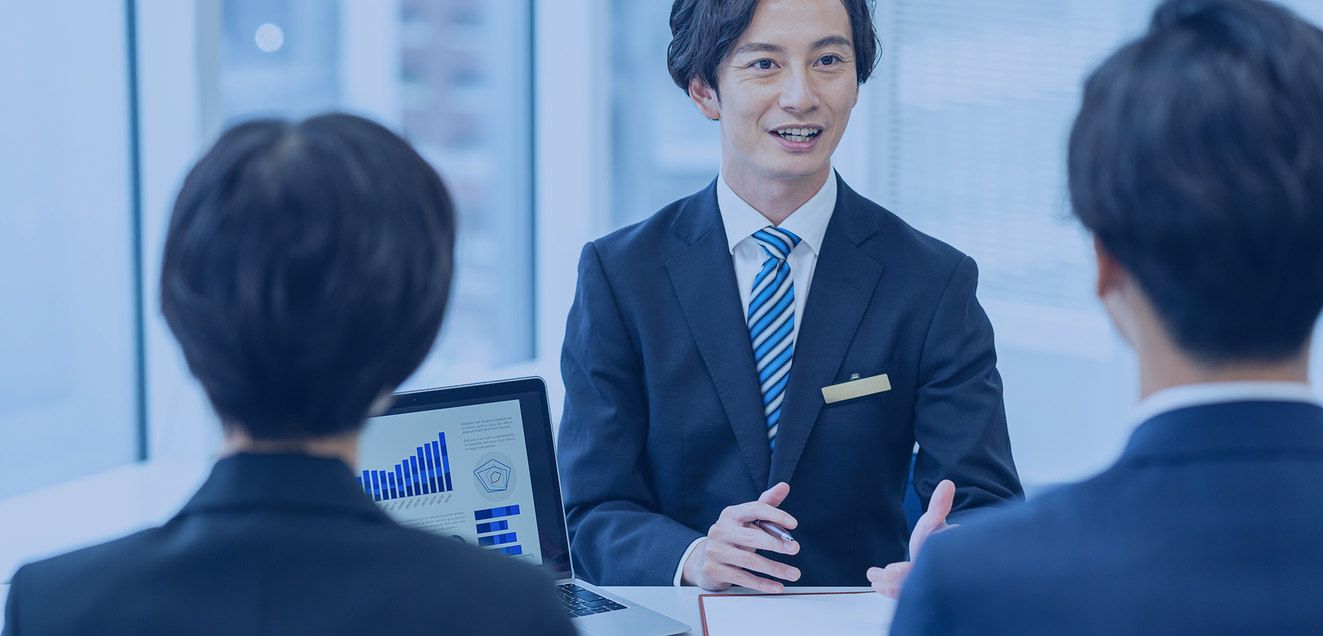 メインビジュアル